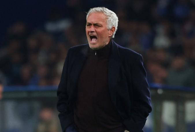 恭喜穆里尼奥！昔日旧将力挺其人格魅力，欧冠惊天逆袭再添一冠封神